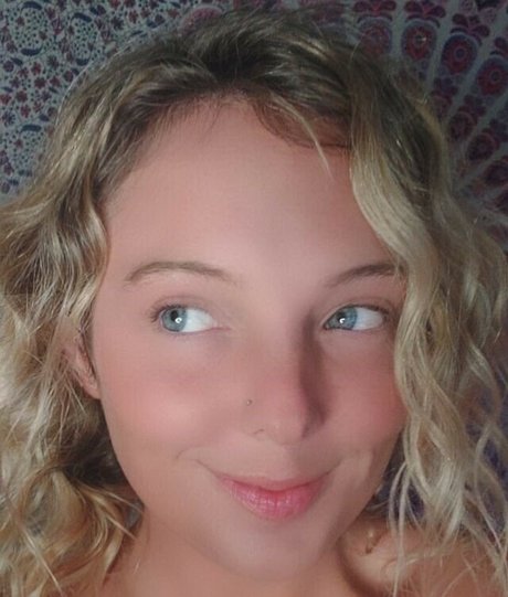 Alaya Rei actriz fotos