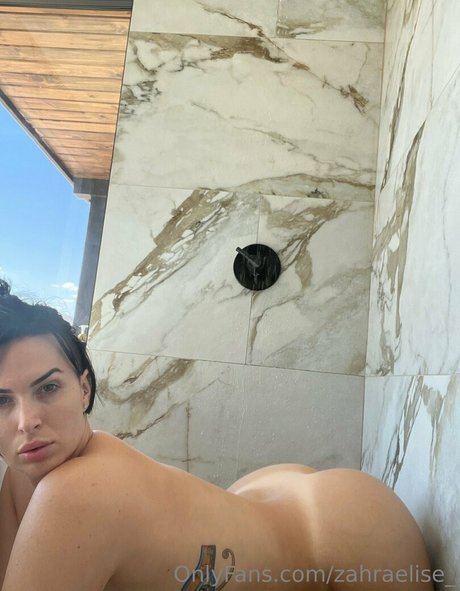 Zahra Elise estrella porno gratis foto