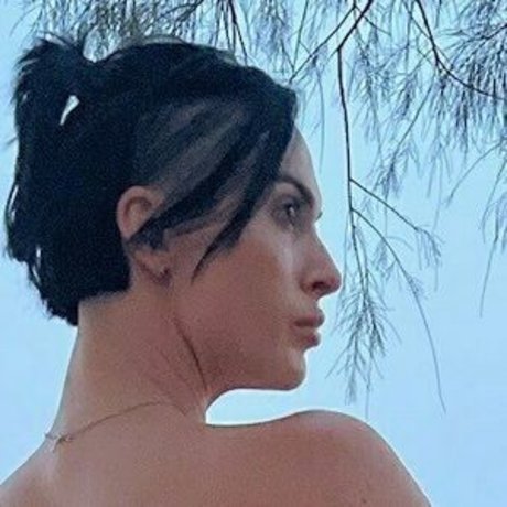 Zahra Elise estrella xxx archivo