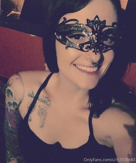 areolas grandes onlyfans hd bonita imágenes