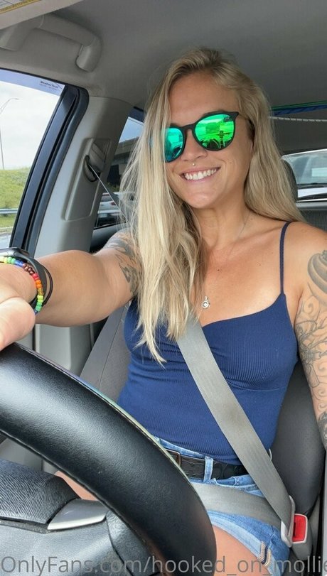hooked on mollie2 hermosa estrella porno galería