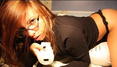 Pizza alien desnudos de modelos archivo