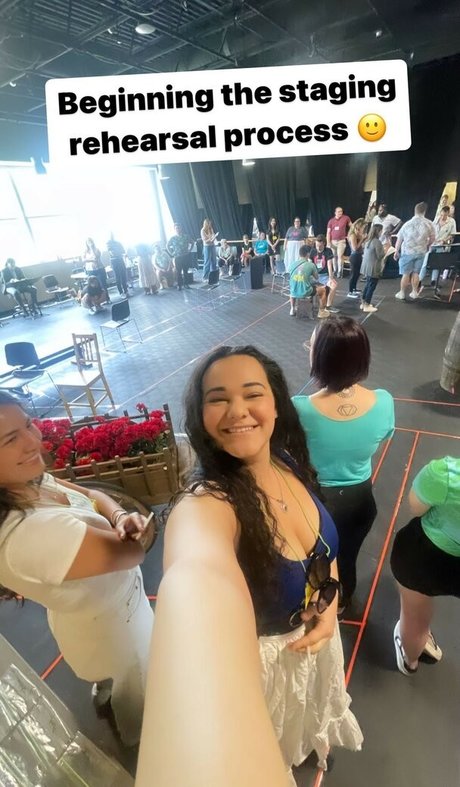 Maggie Renee estrella del arte fotos