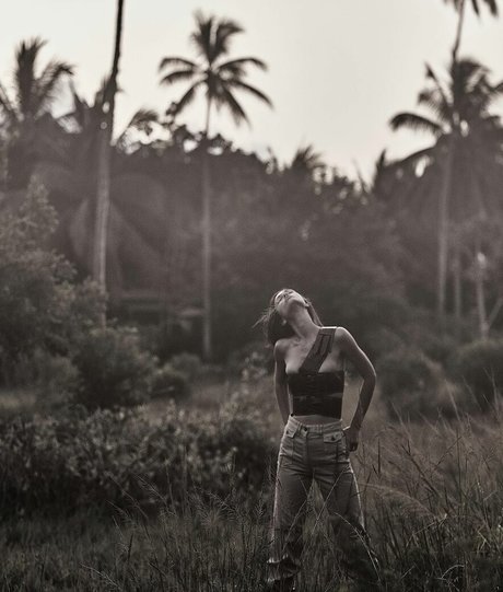 Victoria Bronova estrella sexy fotos