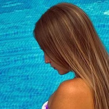 taniiaagsantanaa actriz de desnudos fotos