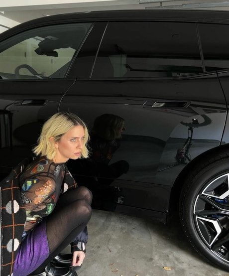 Hila Klein estrella adulta galerías