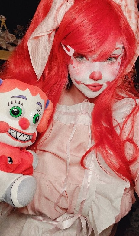 Bouncyclown bonita estrella porno fotos