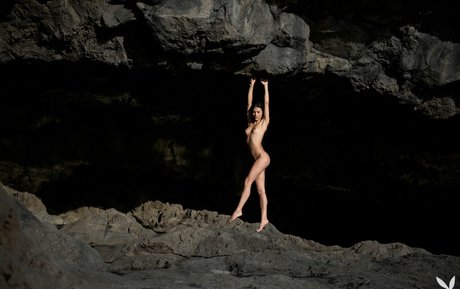 Estefania Pahe estrella de alta definición archivo