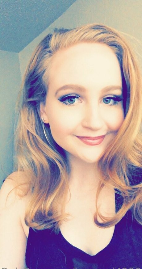 ivypearl42069 desnudos de estrellas galería