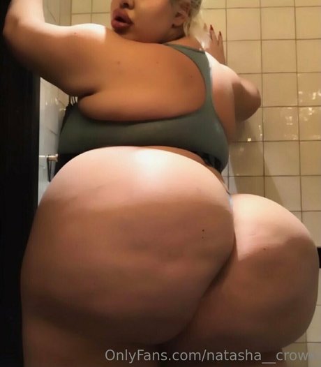 Natasha Crown arte estrella porno fotos