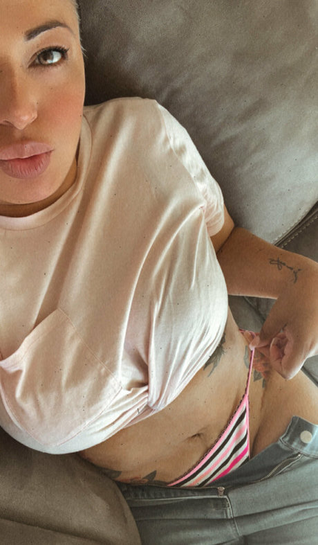 thickbaddie jenna modelo exclusivo galería