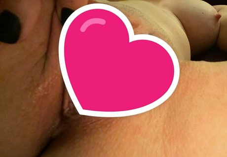 naughtyjeeper801f modelo hd imágenes