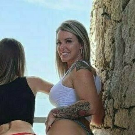 Sweetvickie modelo xxx galería