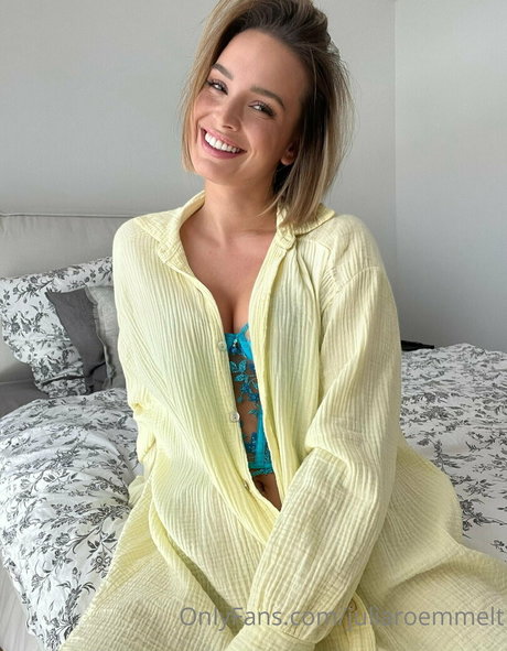 Juliaroemmelt estrella porno perfecta galería