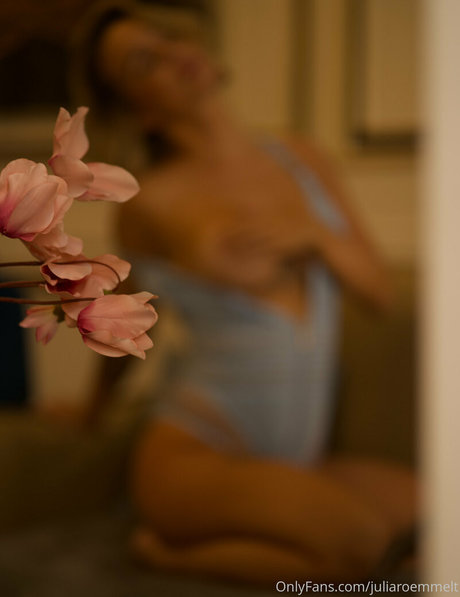 Juliaroemmelt estrella pornografica archivo