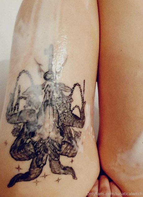 Lunaticalwitch hermosa modelo imagen