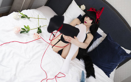 Akariia Cosplay estrella adulta foto