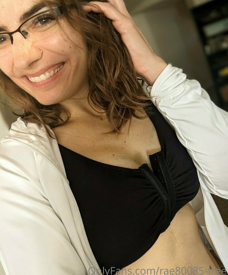 rae80085 free modelo agradable fotos