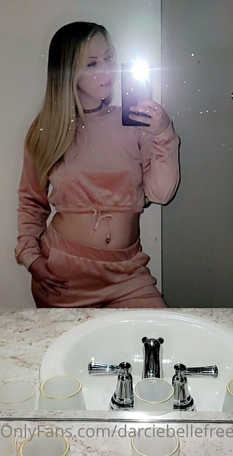 darciebellefree modelo de alta calidad fotos