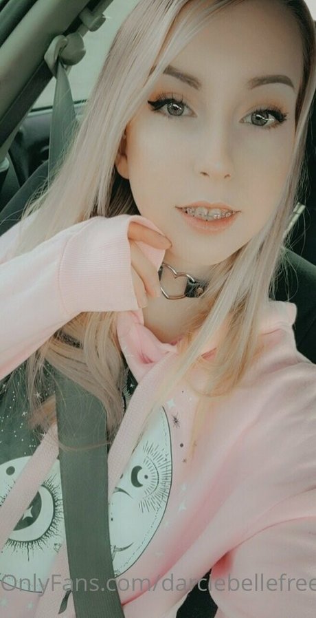 darciebellefree modelo sexy fotos
