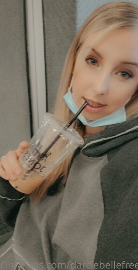 darciebellefree estrella porno bonita archivo