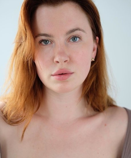 Ireland Baldwin modelo pornografico galería