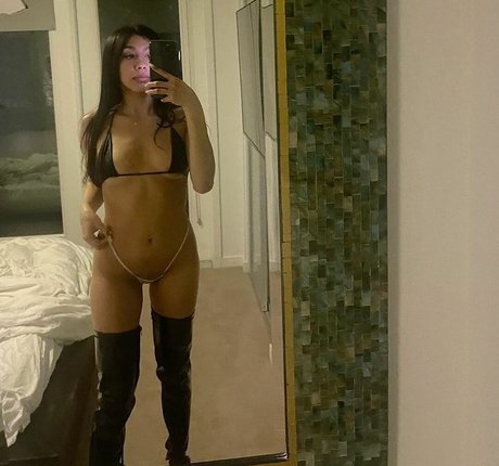 coño mojado onlyfans desnudo superior fotos