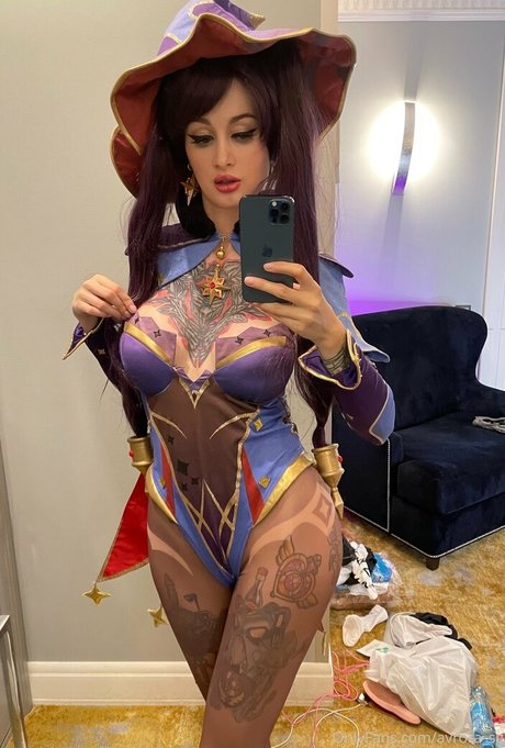 Avrora sg estrella porno hd galería