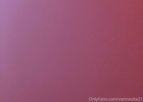 vannesita21 modelo desnuda archivo