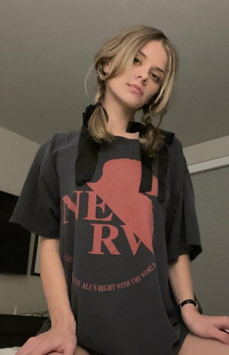 Dasha Nekrasova desnudos estrella imagen