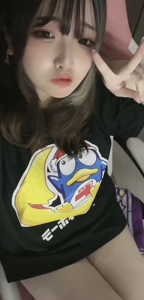 Yui Hiiragi arte modelo fotos