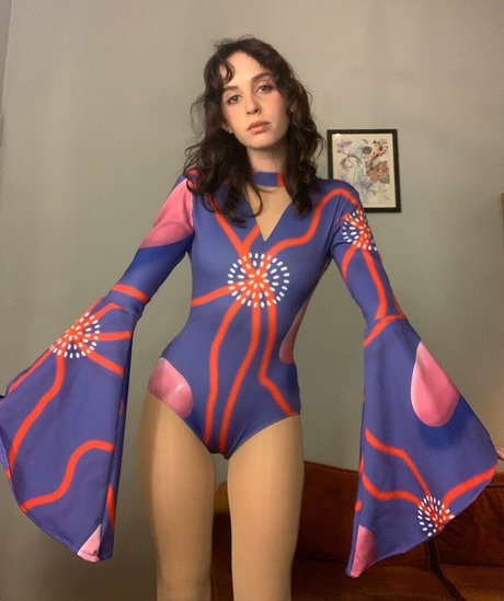 Mica Tenenbaum estrella porno de alta calidad foto