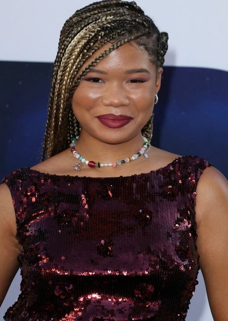 Storm Reid actriz de alta definición archivo