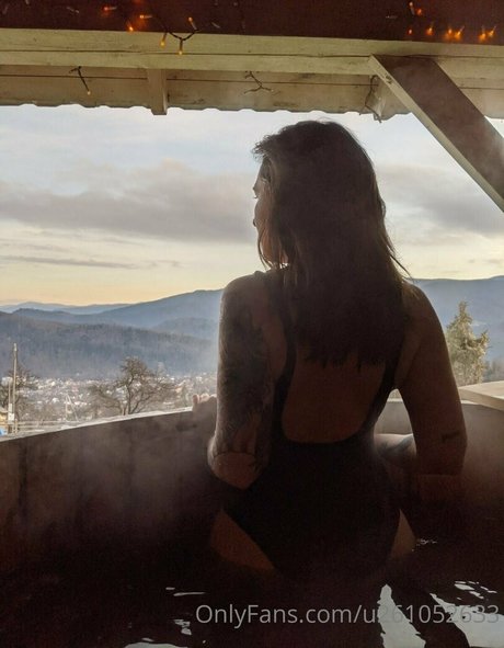 nataly queen modelo desnudos archivo