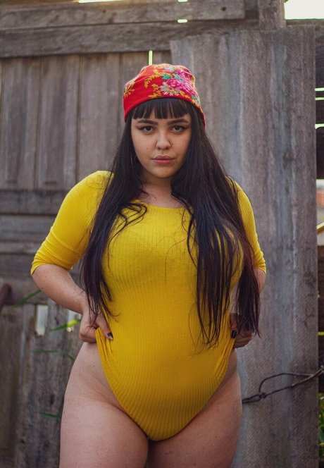 Yasmin Devonne estrella adulta fotos