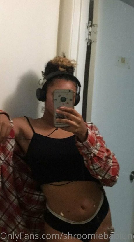 shroomiebabiuncensored estrella hd archivo