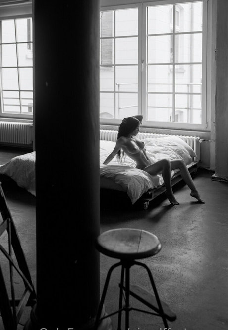 dffrnt anna estrella sexy imágenes