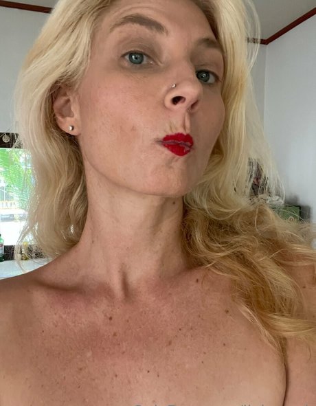 pies de cornudo onlyfans pornográfico recopilación