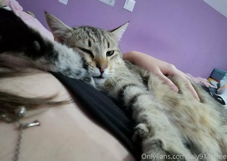 laly911 free estrella hermosa galerías