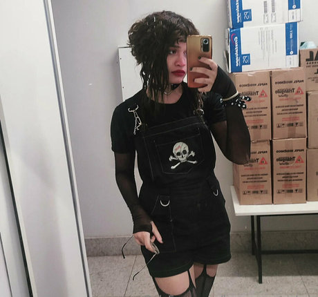 LemonQueendom estrella hermosa galería