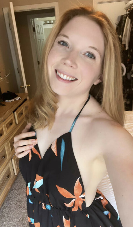 Peachy Noel estrella porno xxx imagen