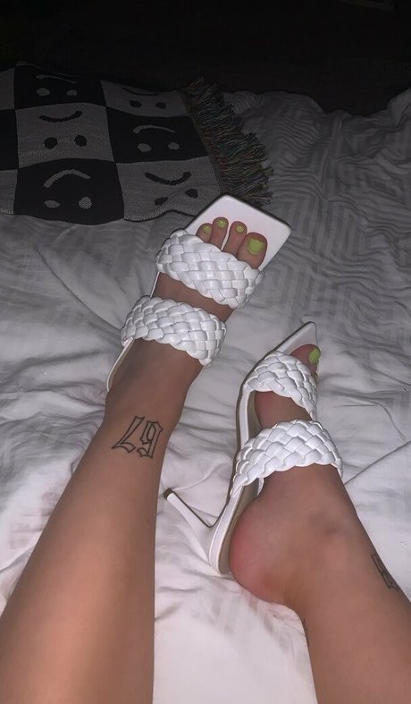 mimialmighty hermosa modelo galería