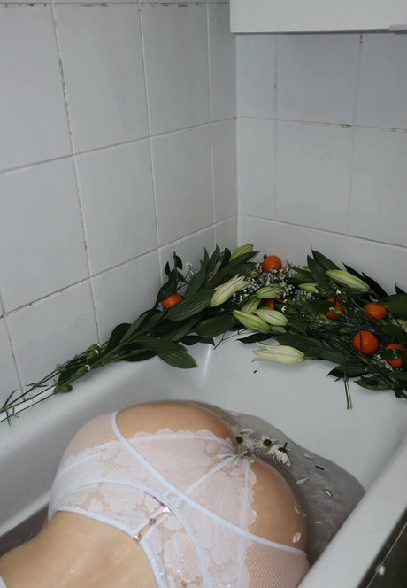 mimialmighty actriz libre foto