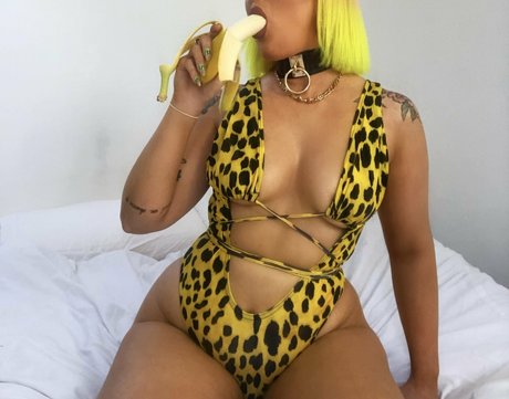 mimialmighty modelo agradable fotos