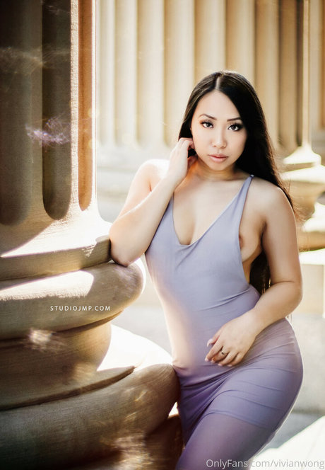 Vivian Wong modelo erótico fotos