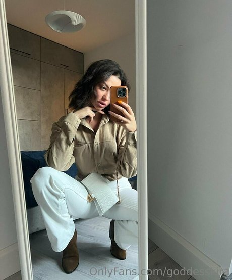 goddesskira modelo de alta calidad imagen