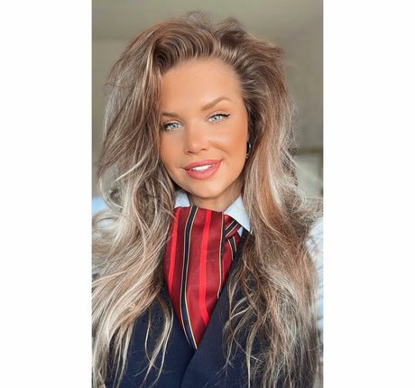 Joyce Straten actriz desnuda recopilación