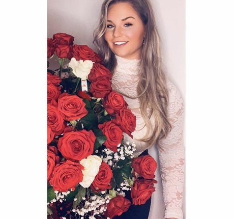 Joyce Straten modelo sexy fotos