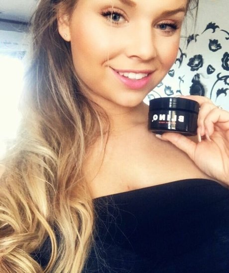 Joyce Straten modelo perfecto imagen