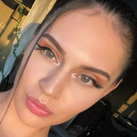 lamiendo axilas onlyfans HD exclusivo galería